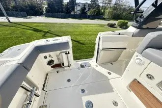 Thumbnail von Boston Whaler 350 Realm