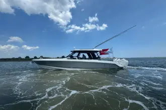 Thumbnail von Boston Whaler 350 Realm