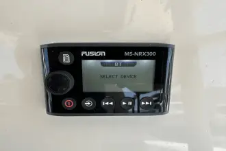 Thumbnail von Boston Whaler 330 Outrage