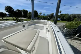 Thumbnail von Boston Whaler 330 Outrage