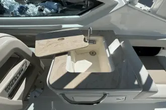 Thumbnail von Boston Whaler 280 Vantage