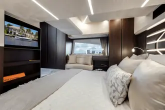 Thumbnail von Galeon 425 HTS