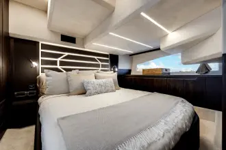 Thumbnail von Galeon 425 HTS