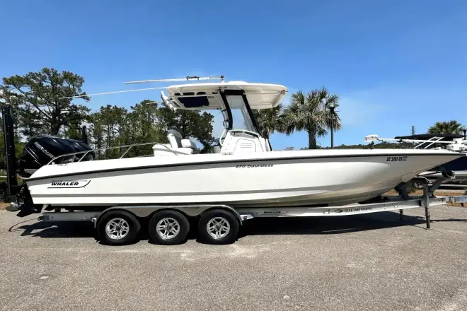 Boston Whaler 270 Dauntless