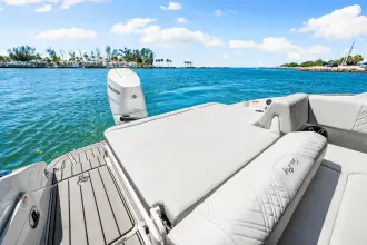 Thumbnail von Sea Ray SDX 270 Outboard