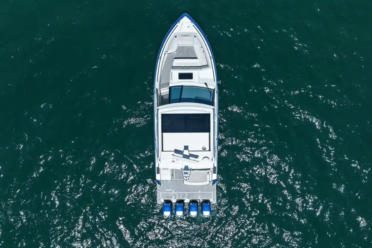 Thumbnail von Formula 400 SSC