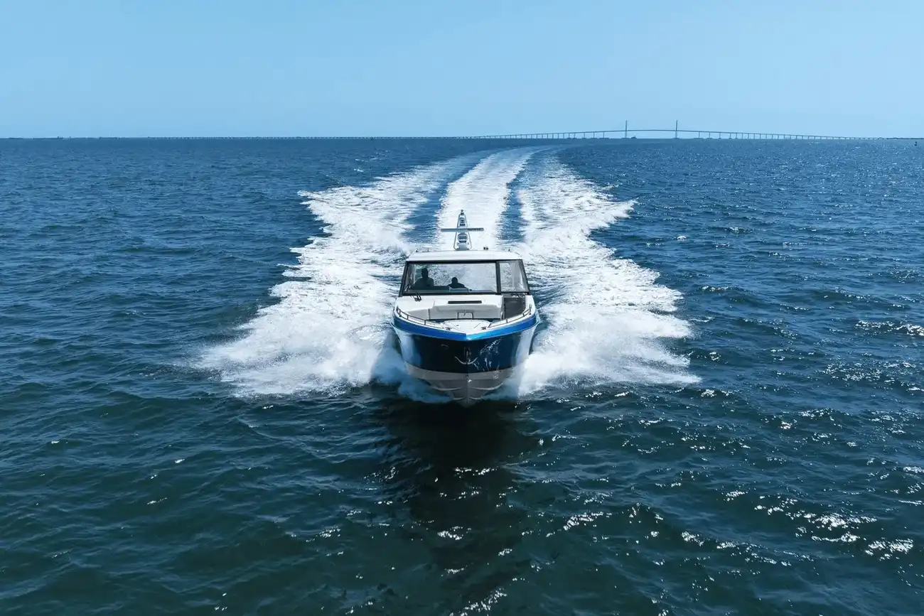 Thumbnail von Formula 400 SSC