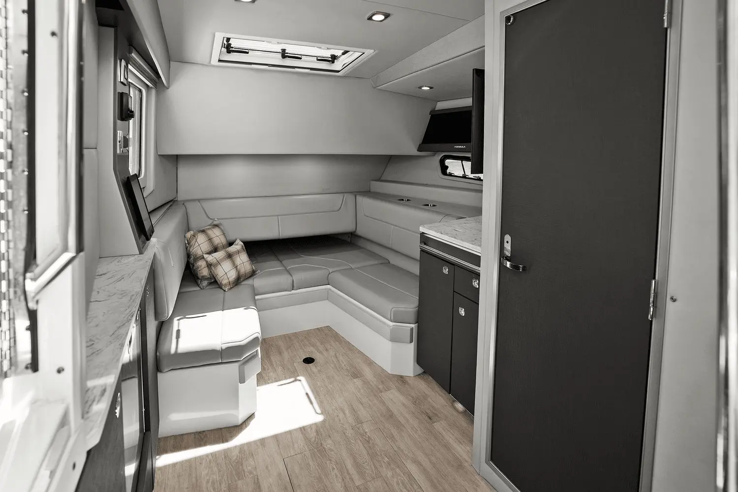 Thumbnail von Formula 400 SSC