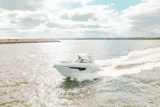 Thumbnail von Cruisers Yachts 34 GLS OB