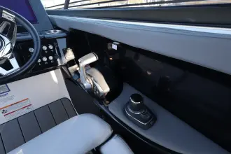 Thumbnail von Sea Ray SLX 280