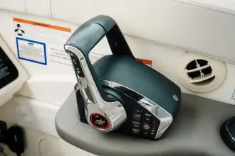 Thumbnail von Sea Ray 320 Sundancer