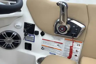 Thumbnail von Sea Ray SDX 270 Surf