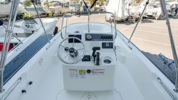 Thumbnail von Boston Whaler 170 Montauk
