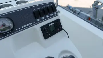 Thumbnail von Boston Whaler 170 Montauk
