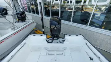 Thumbnail von Boston Whaler 170 Montauk