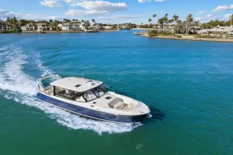 Thumbnail von MJM Yachts 4