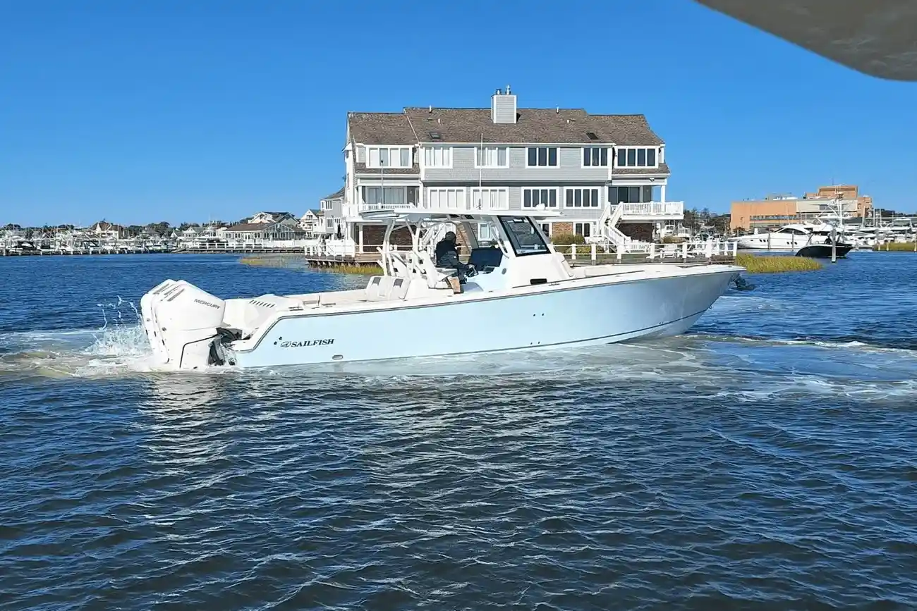 Thumbnail von Sailfish 360 CC