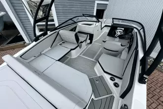 Thumbnail von Sea Ray SPX 210 Outboard