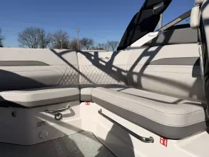Thumbnail von Sea Ray SLX 260