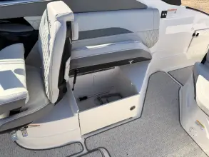 Thumbnail von Sea Ray SLX 260