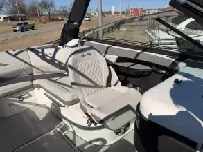 Thumbnail von Sea Ray SLX 260