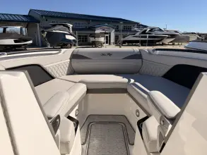 Thumbnail von Sea Ray SLX 260