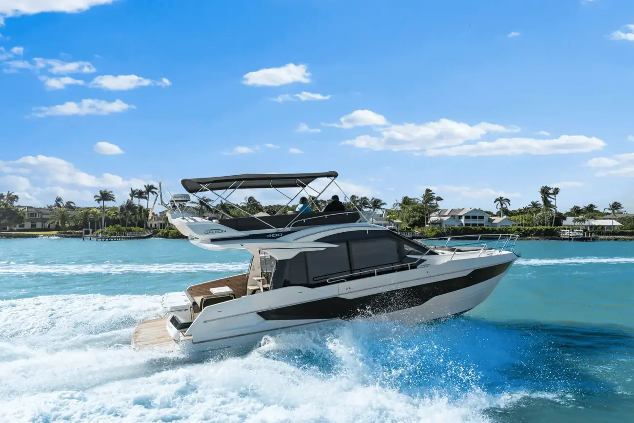 Galeon 400 FLY