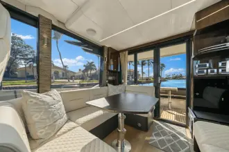 Thumbnail von Galeon 400 FLY