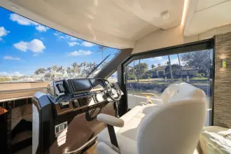 Thumbnail von Galeon 400 FLY