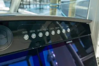 Thumbnail von Boston Whaler 420 Outrage