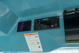 Thumbnail von Boston Whaler 420 Outrage