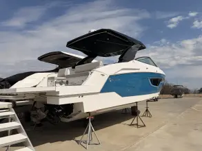 Thumbnail von Cruisers Yachts 34 GLS