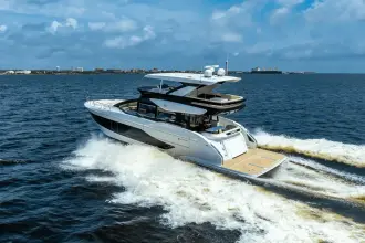 Thumbnail von Cruisers Yachts 57 FLY