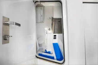 Thumbnail von Cruisers Yachts 57 FLY