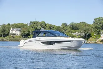 Thumbnail von Cruisers Yachts 42 GLS OB