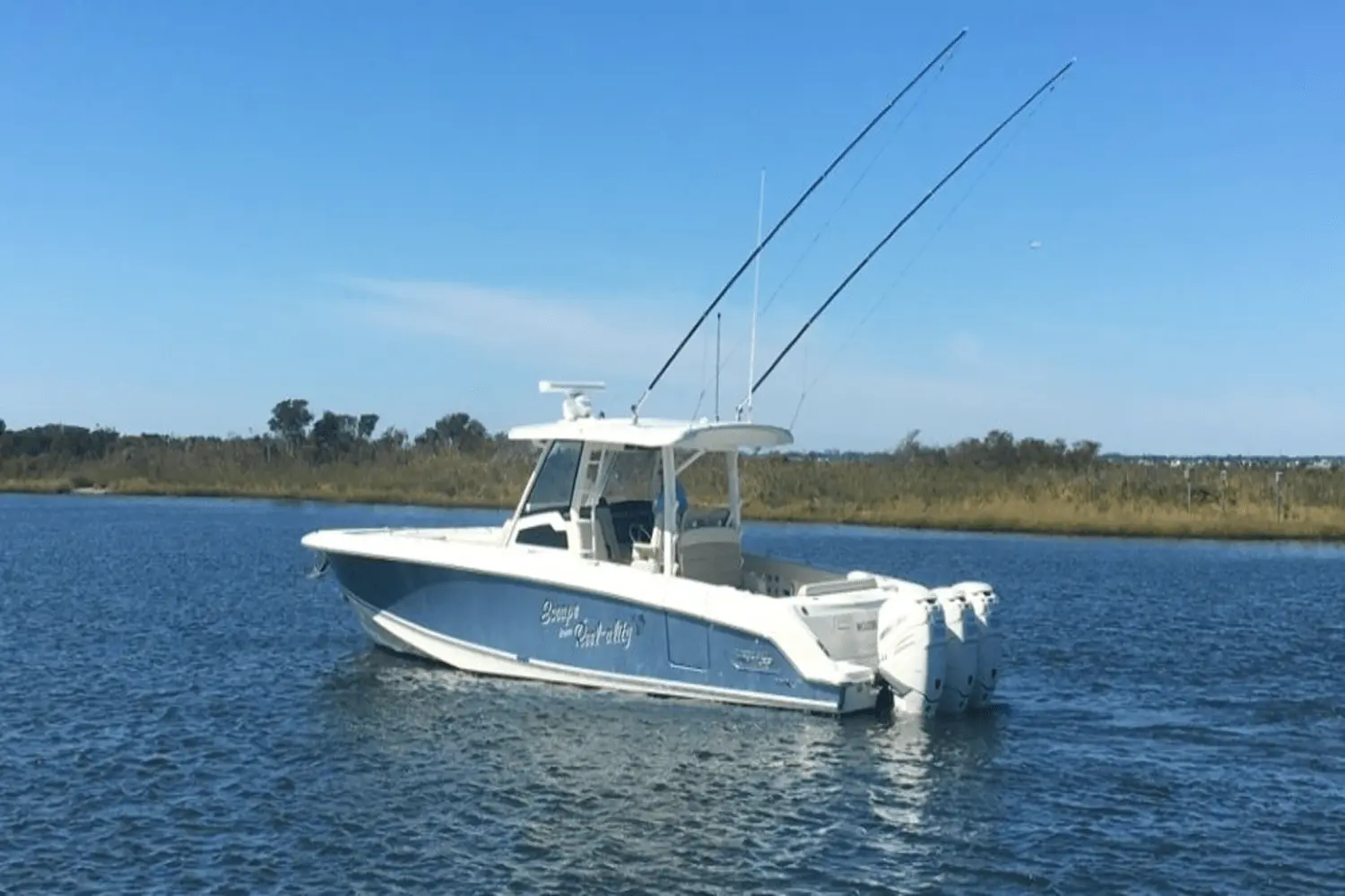 Boston Whaler 380 Outrage