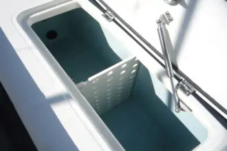 Thumbnail von Boston Whaler 380 Outrage