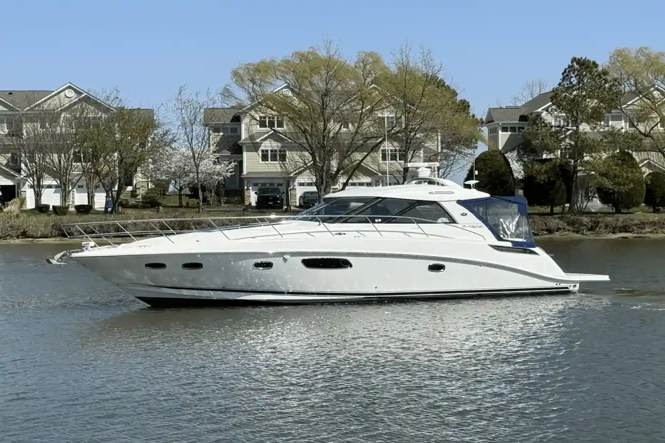 Sea Ray 450 Sundancer