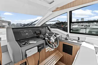 Thumbnail von Cruisers Yachts 42 Cantius