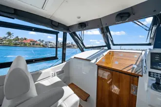 Thumbnail von MJM Yachts 42