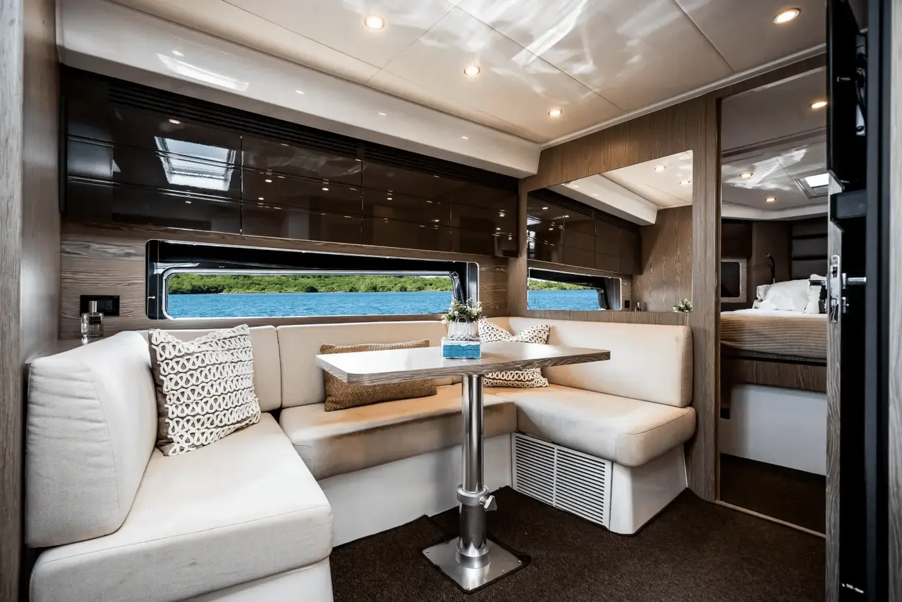 Thumbnail von Azimut 43