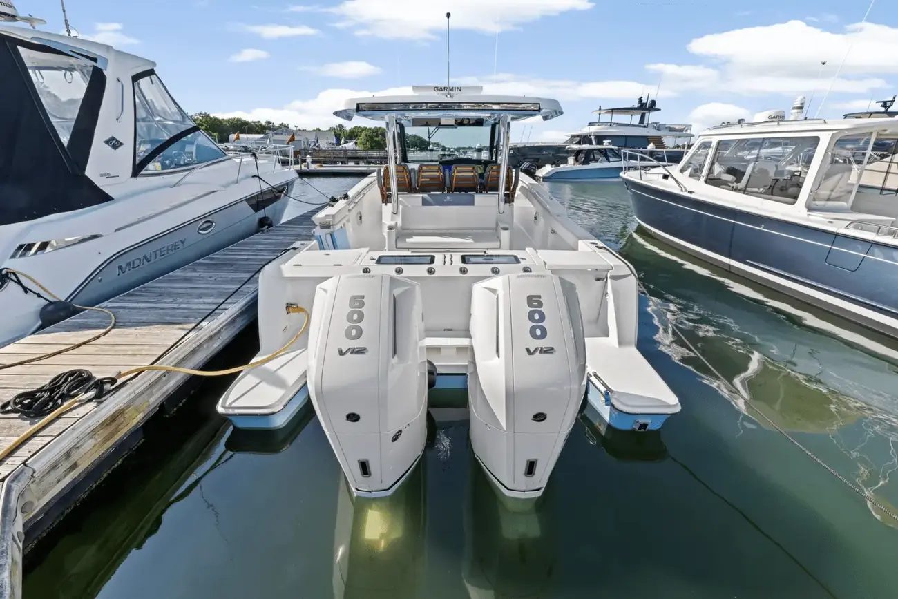 Thumbnail von Bertram 39 CC