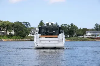 Thumbnail von Cruisers Yachts 46 Cantius