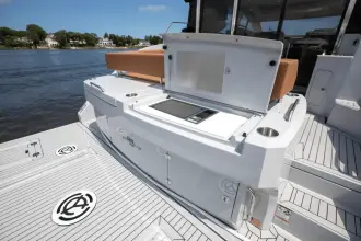 Thumbnail von Cruisers Yachts 46 Cantius