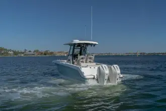 Thumbnail von Boston Whaler 250 Outrage