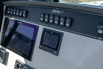 Thumbnail von Boston Whaler 250 Outrage