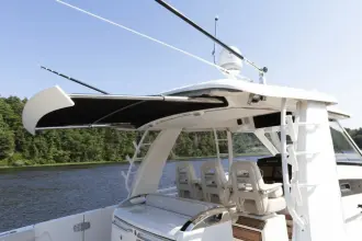 Thumbnail von Boston Whaler 420 Outrage