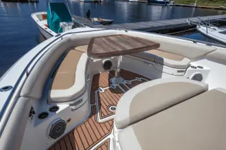 Thumbnail von Boston Whaler 420 Outrage