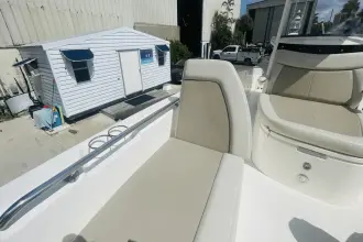 Thumbnail von Boston Whaler 270 Dauntless