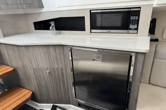 Thumbnail von Sea Ray 370 Sundancer Outboard